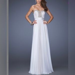 NWT - White and Beige Chiffon Beaded Strapless Gown - size 8 Prom or Wedding